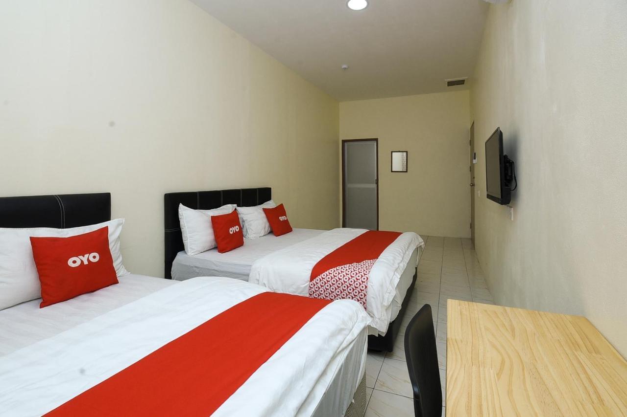 Oyo 90172 Goodwill Homestay Batu Niah Εξωτερικό φωτογραφία