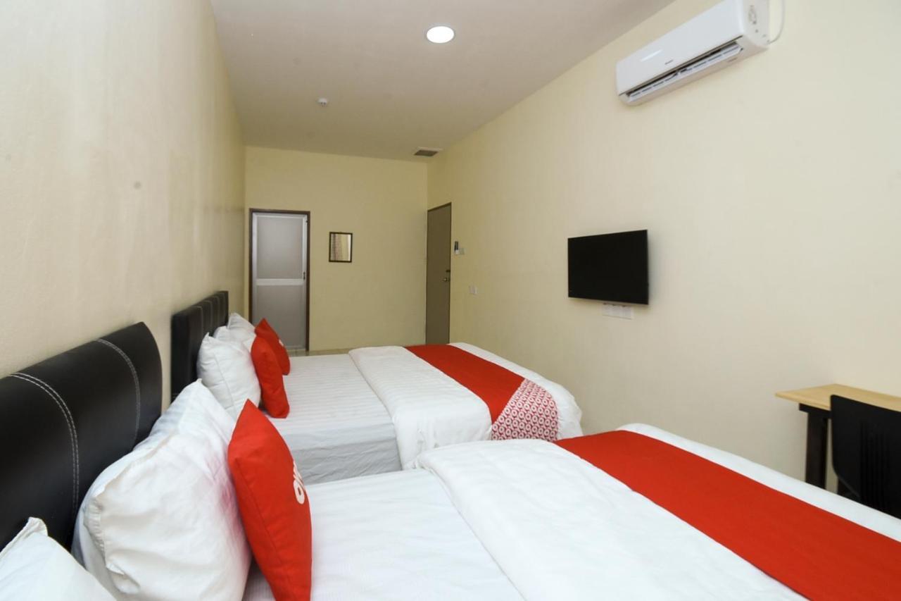 Oyo 90172 Goodwill Homestay Batu Niah Εξωτερικό φωτογραφία