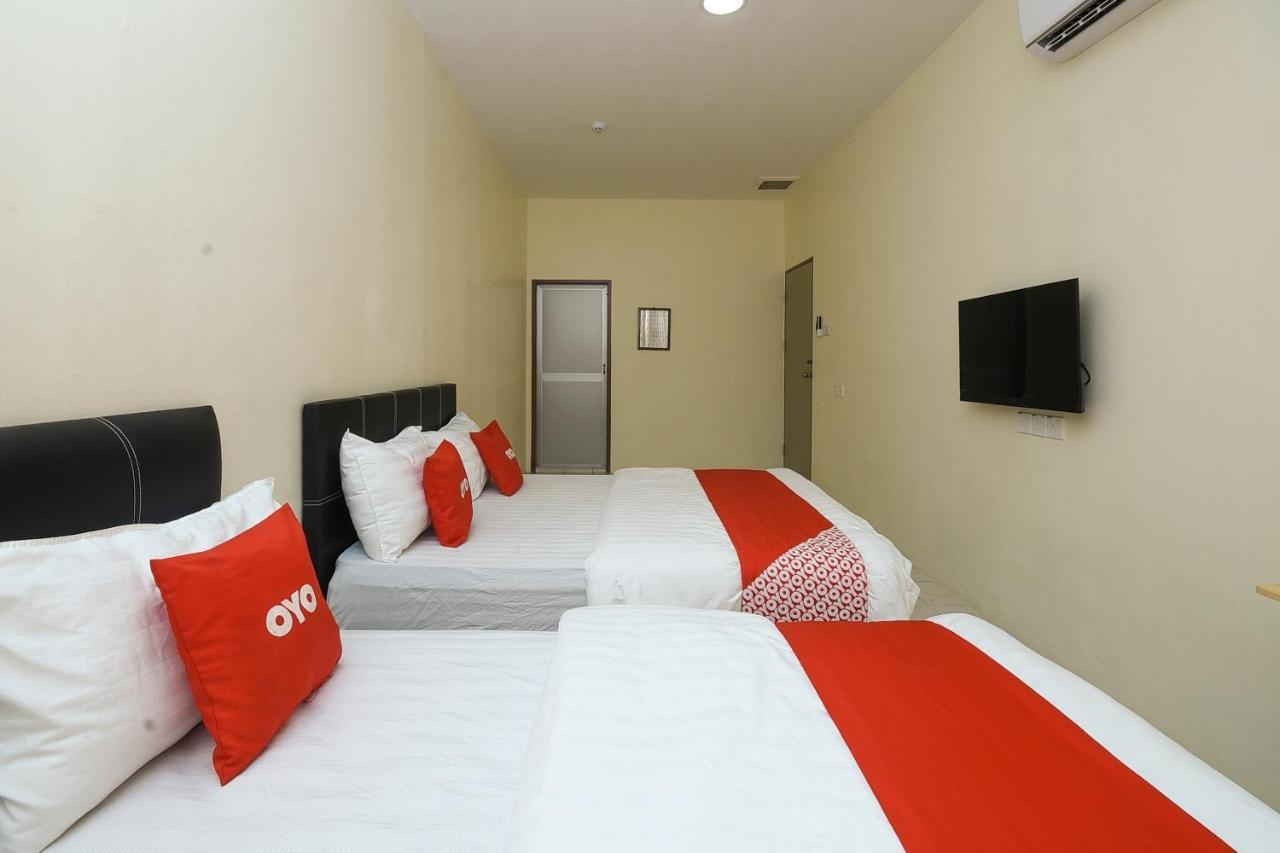 Oyo 90172 Goodwill Homestay Batu Niah Εξωτερικό φωτογραφία
